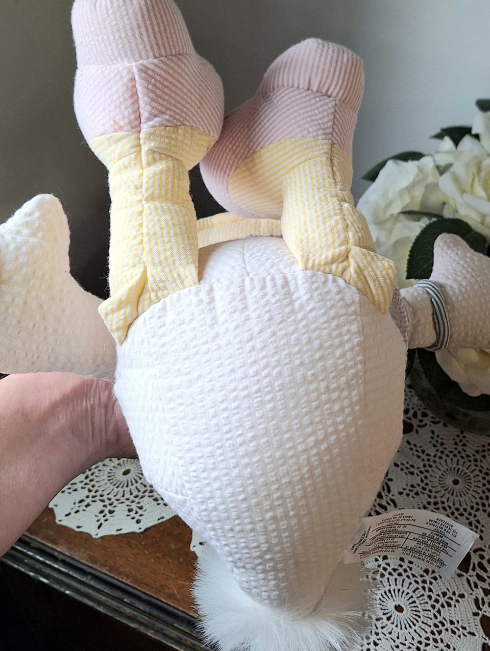 Disney 1990s Daisy Duck Plush In Pastel Seersucker Fabric With Bracelet - Picture 11 of 15